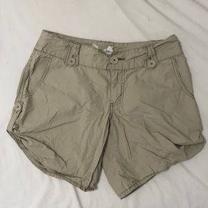 Women’s Khaki Shorts